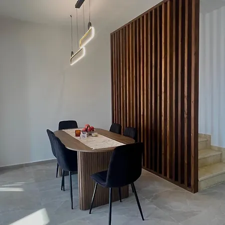 Bella Villa