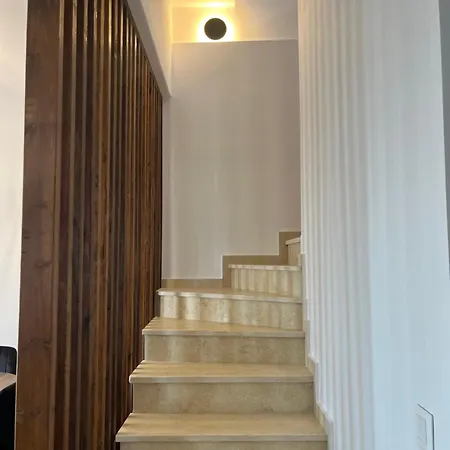 Bella Villa *